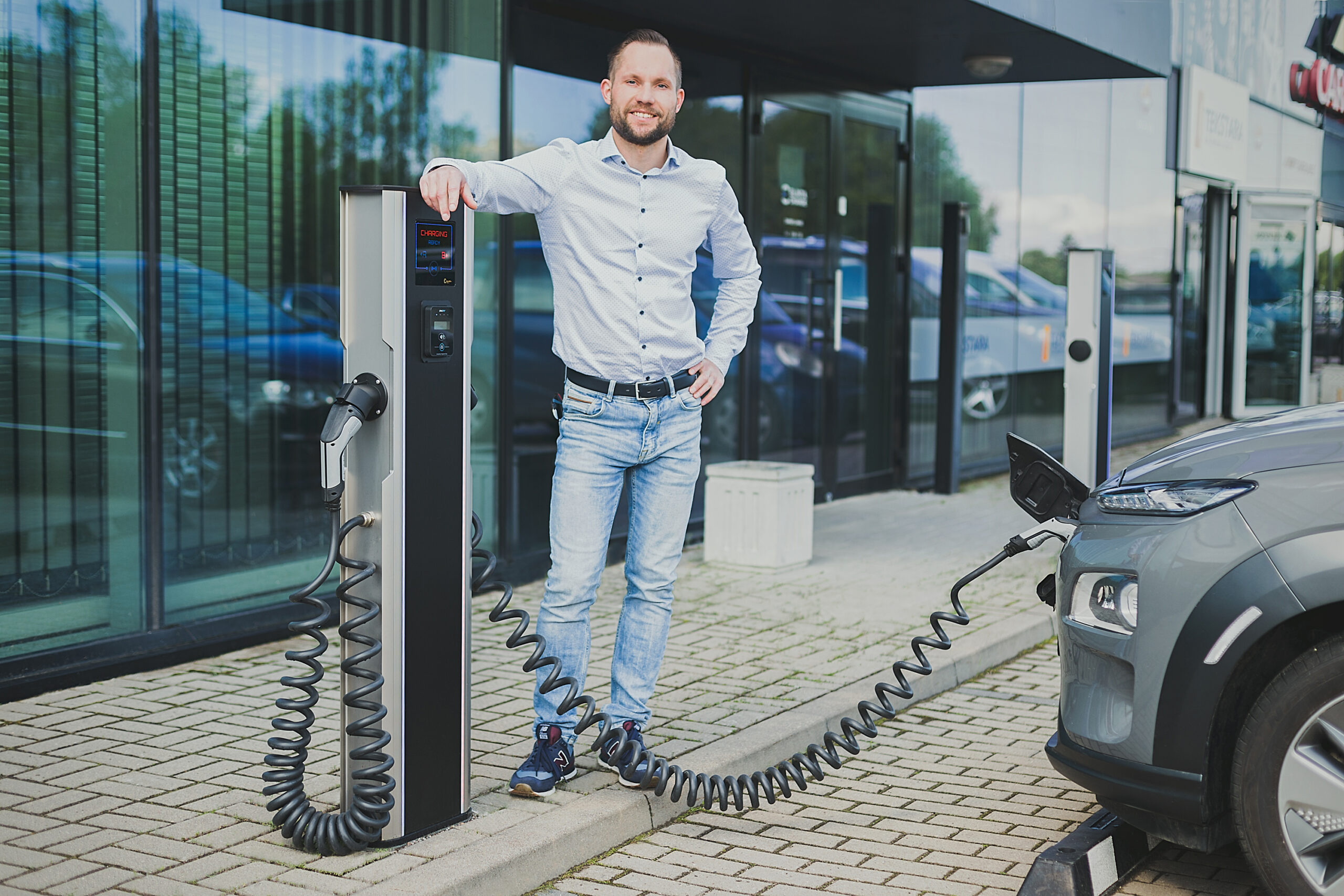 AVIA Capital and LitCapital have invested €7 million in EV chargers developer and producer Elinta Charge